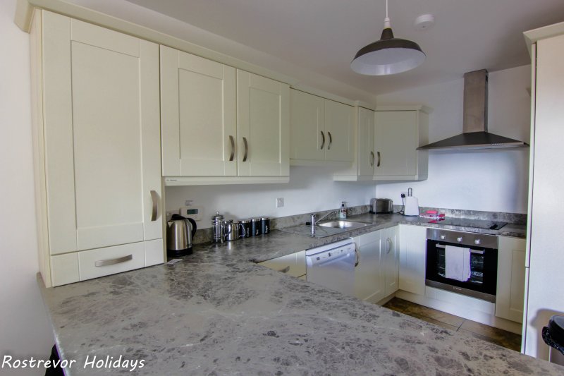 Slieve Meel Kitchen. Large Group Accommodation. Vacation Rentals. Rostrevor Holidays (17)