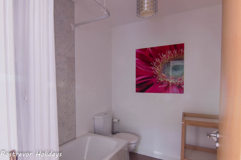 Bathroom with Changing Table, Slieve Meel, Child Friendly, Rostrevor Holidays