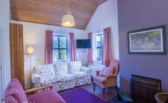 Cnoc Si, 3 bedroom cottage, Living Room, Rostrevor Holidays