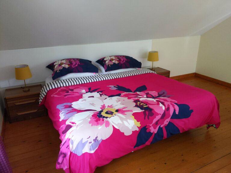 Photo of bed in Crotlieve bedroom